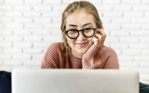 Développer sa visibilité - femme seule